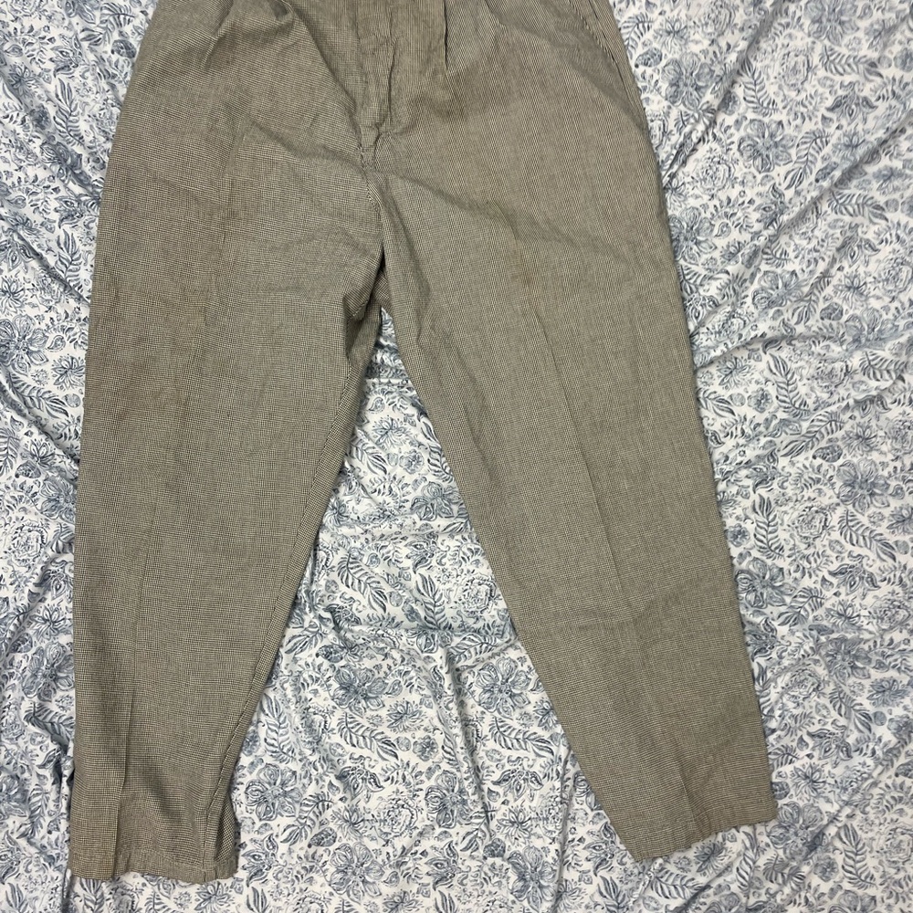Classic Men's Tan Chinos